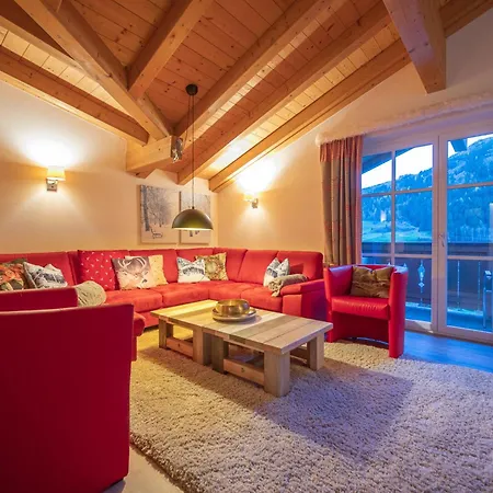 Seasons By In One Kaprun